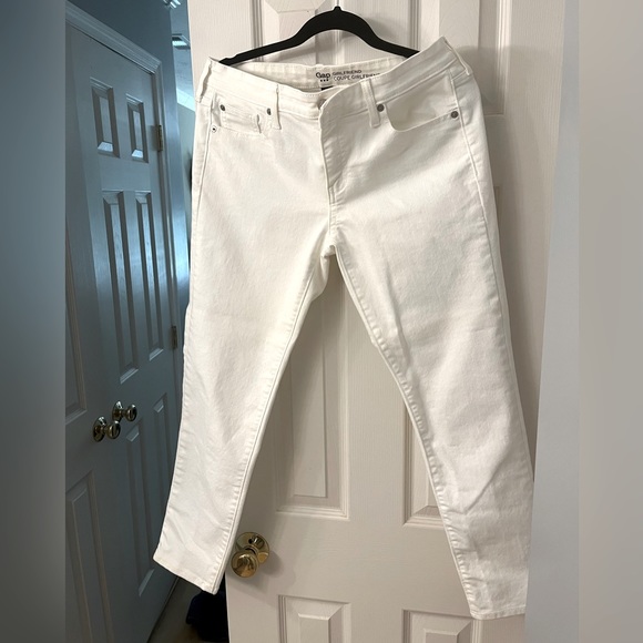 GAP Denim - Gap Girlfriend White Jeans